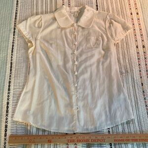 lovely sz M blouse off white